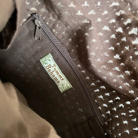 TOMMY BAHAMA | LIKE NEW! - Picture 13 of 13